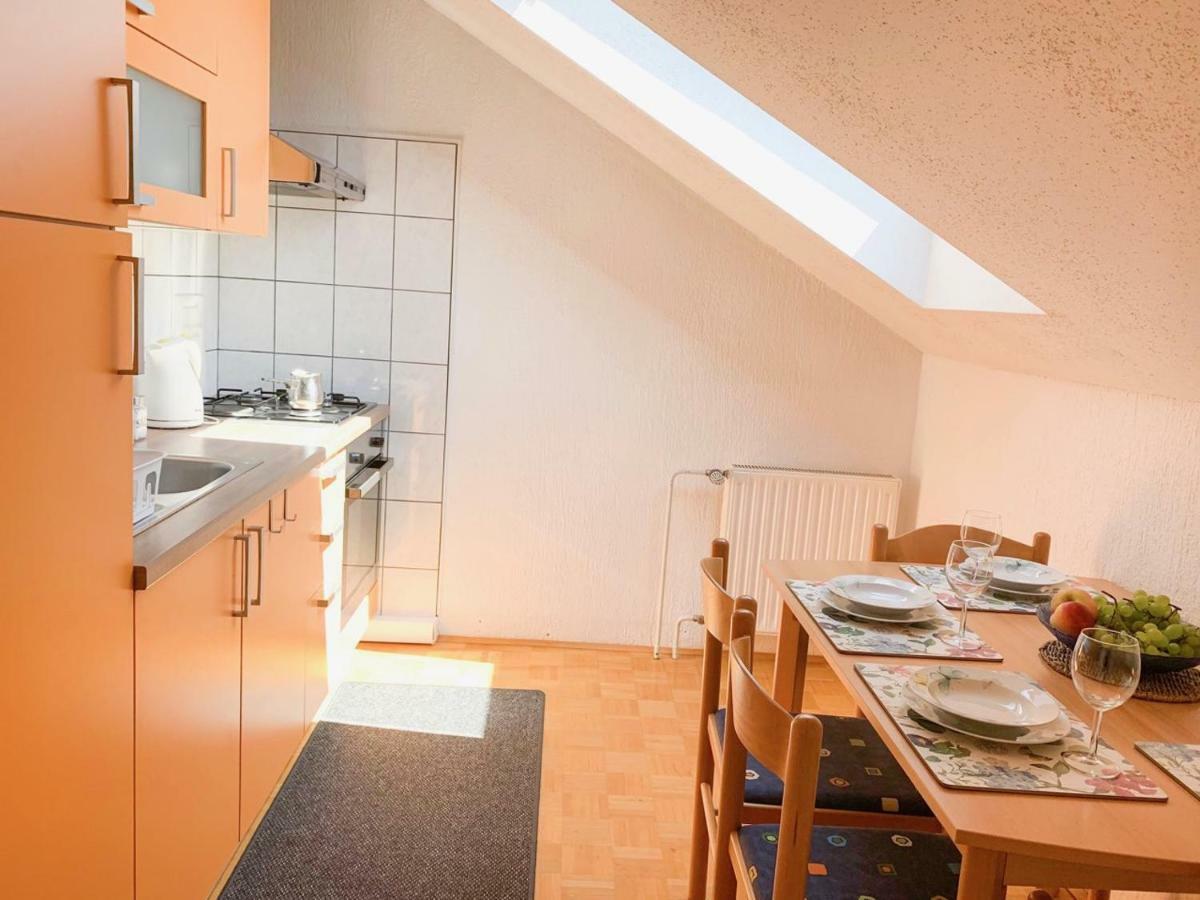 Ela'S Apartment Komenda ภายนอก รูปภาพ