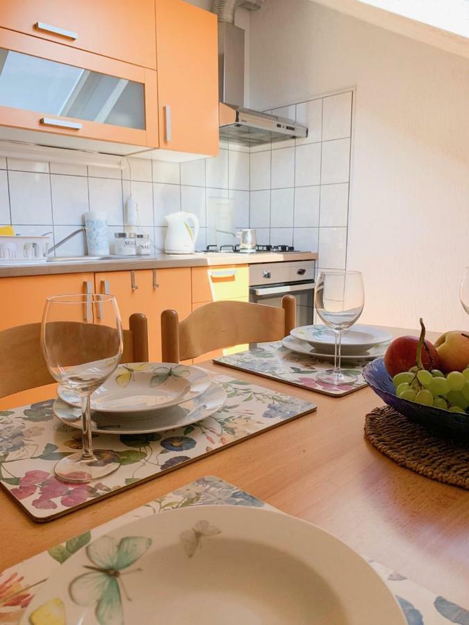 Ela'S Apartment Komenda ภายนอก รูปภาพ